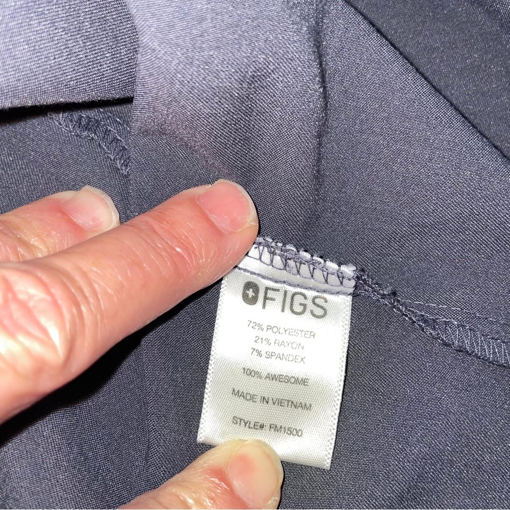 FIGS Leon 2 Pocket Short Sleeve Scrub Top Men's Size Medium Medical Gray FM1500 - Picture 5 of 7